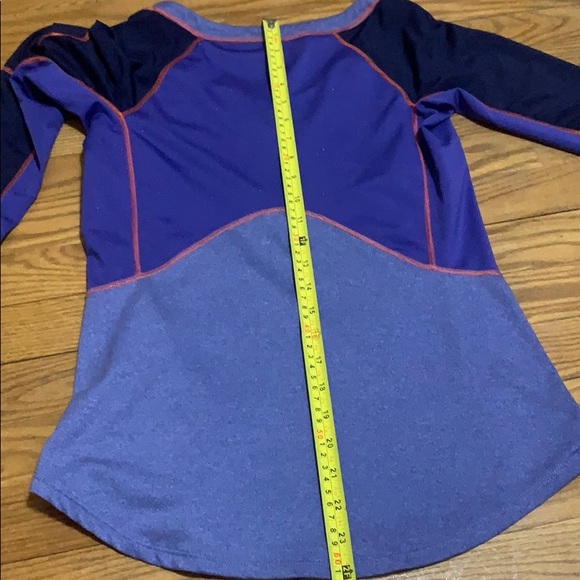 Merrell women’s athletic top - Picture 9 of 9